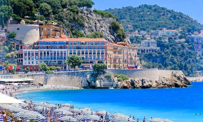 Quartier du Port Apartment | Maison Bonaparte