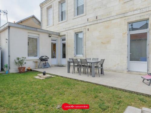 Quartier du Casino House | Maison Charme 120m², Proche Plage, 6/8 Pers, Jardin Clos, Wifi, Equipements Bébé - FR-1-535-19