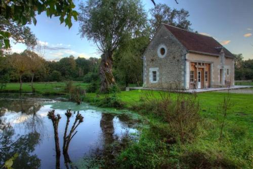 Beaumont-Village House | Maison de charme à Beaumont-Village avec piscine privéea
