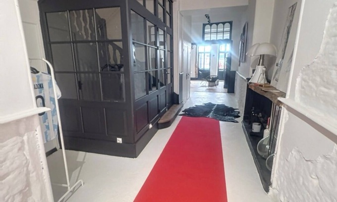 Mazeres House | Maison de maître 250 m² - courtyard & glass roof for up to 10 people. Possible events.