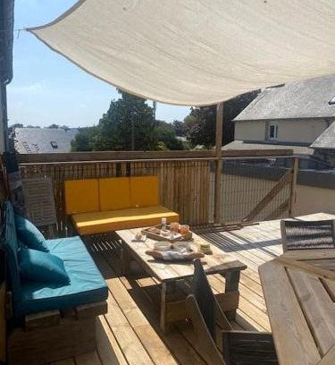 Saint-Brieuc House | Maison de ville - terrasse sud, a 10 min des plages
