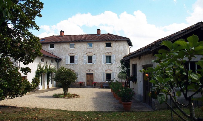 Dompierre-sur-Chalaronne House | Maison Maître* Dombes/Beaujolais +16p+/Piscine/Sauna/Pétanque/Home chef