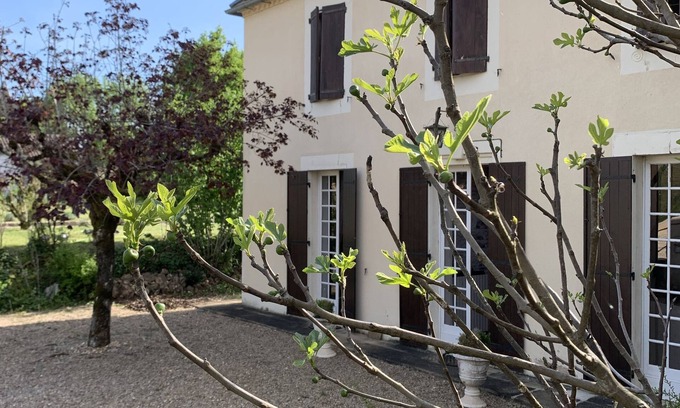 La Fagette House | Maison Lancosme", Périgourdine, enclosed parking on private grounds.