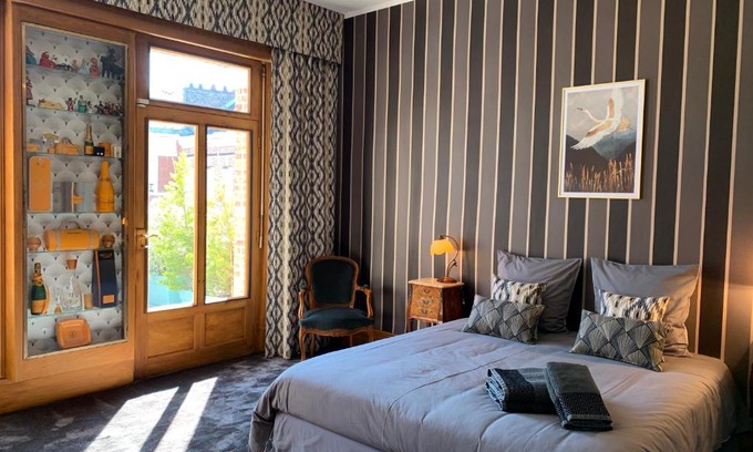 Henriville Bed & Breakfast | Maison Longuevie