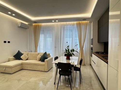 Rapallo Apartment | Maison Miry