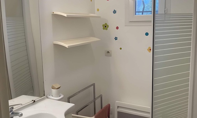 Gignac House | Maison Montagnac – Haven of Peace with Enclosed Garden in the Heart of the Lot