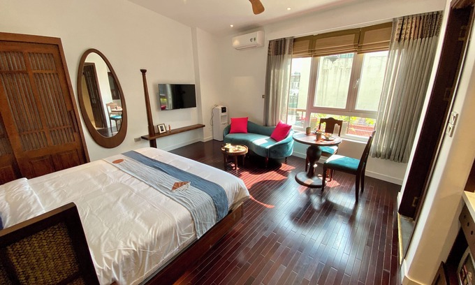 Truc Bach Apartment | Maison Nha Truc Bach Lake