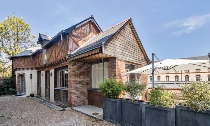 Fougeres - Sevigne House | Maison Sévigné - Le calme du Thabor et la proximité du centre ville