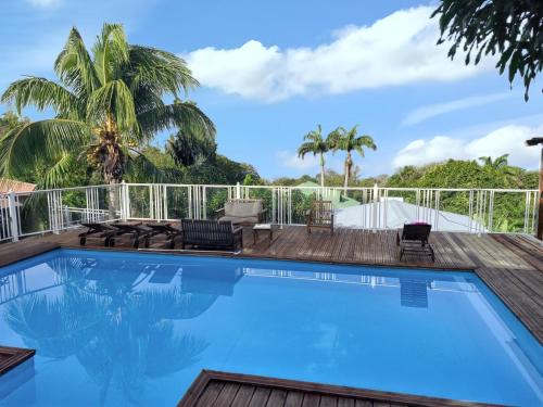 Pointe-Noire House | Maison spacieuse à Pointe-Noire avec piscine partagée 110 m²
