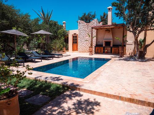 Ghazoua House | Maison Zina
