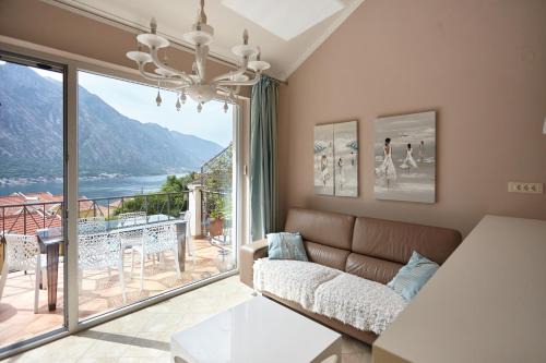 Orahovac Apartment | Majestic Vista Apartment