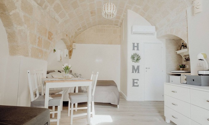 Centro Storico Apartment | MaLì Room - Studio Apartment, Sleeps 3