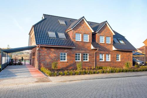 Borkum Apartment | Malaika Shania B