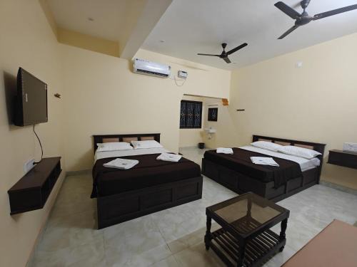 Tiruchendur Hotel | Malathi Residency