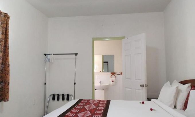 Nuku'alofa House | Malau Lodge