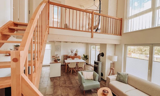 Nordhorn House | Malerisch am See mit Kamin, Sauna & Whirlpool