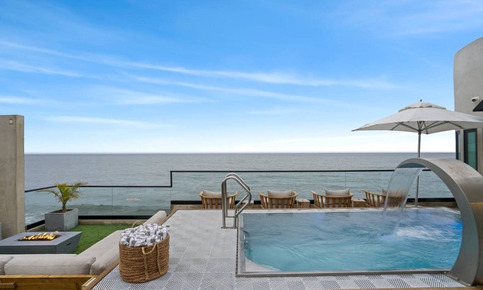 Eastern Malibu Villa | Malibu Sand Carbon Beach by Stay Awhile Villas