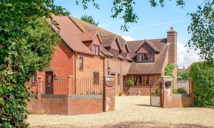 Twyford House | Mallard Cottage 2/3 Bed Rural Winchester Twyford