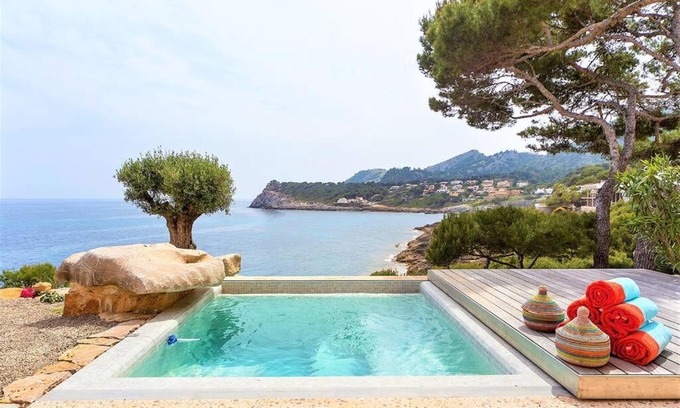 Provensals Villa | Mallorca property direct access to sea