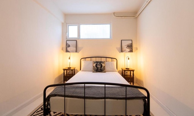 Aigio Apartment | Malvina's Dream 2. Lower Ground Renovated Getaway