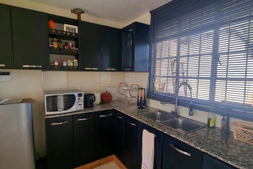 Entebbe House | Mambo Number Five