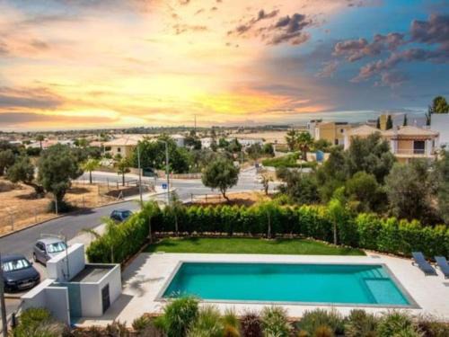 Pera Villa | Mamma Mia House by Stay ici Algarve Holiday Rental