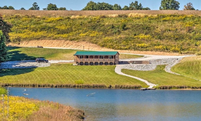 Cub Run Cabin | Mammoth Cave Cabin Rentals 10 - 12.8 miles from Mammoth Cave National Park