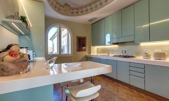 Santa Maria Novella Apartment | Mamo Florence - Vespucci Apartment