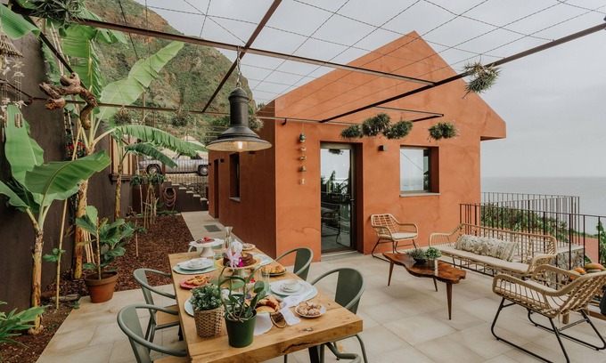 Arco da Calheta Villa | Mango House