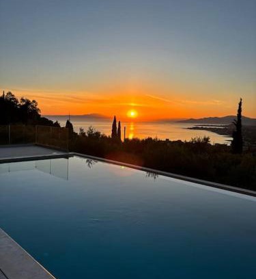 Lefktron Villa | Mani Senses Luxury Villa