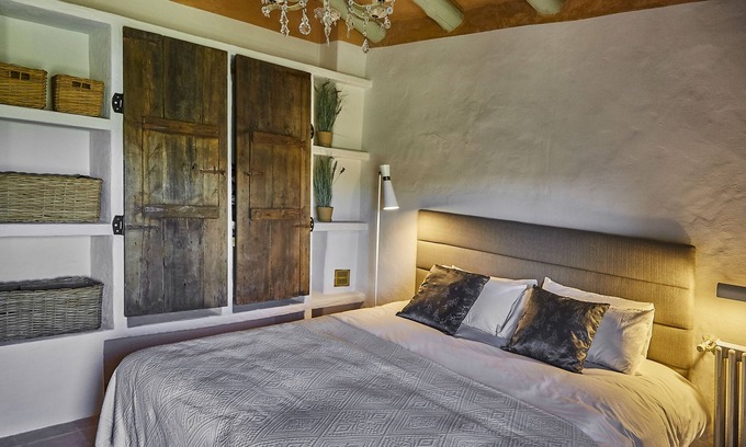 Canyelles House | Manor House at Masia Nur Sitges (adults only, very stylisch) )