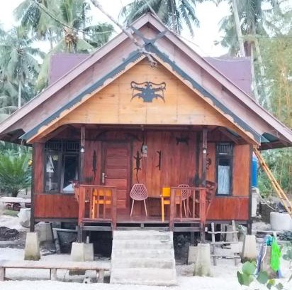 Sipura Island House | Mapaddegat Surf House