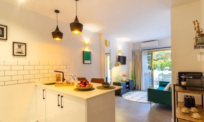 Nikki Beach Apartment | Marbella, cozy studio, beachfront complex!