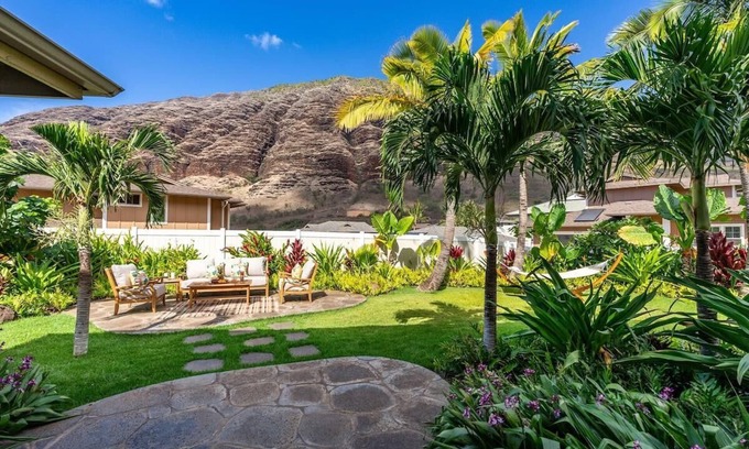 Makaha Valley House | @Marbella Lane-Pōmaika'i LoveNest Ocean+MT View
