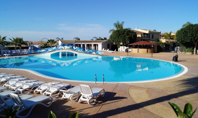 Campofelice di Roccella Villa | Mareluna Family Resort - Villa 7 - Wi-Fi and A / C!