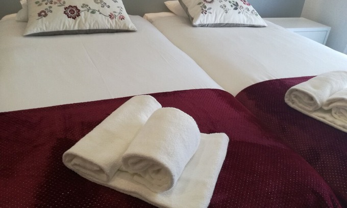 Cadaval Apartment | Maria Violeta Tourism Apartment - Studio Apartment