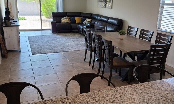 Maricopa House | Maricopa Manor Arizona