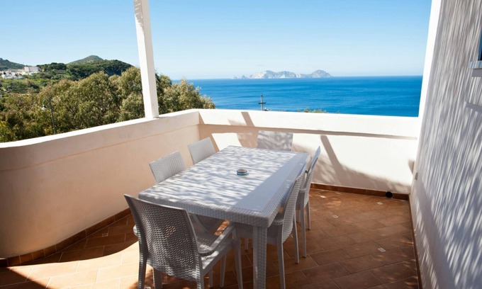 Le Forna Apartment | Maridea Ponza, ERMES perfect Mediterranean style apartment with sea view