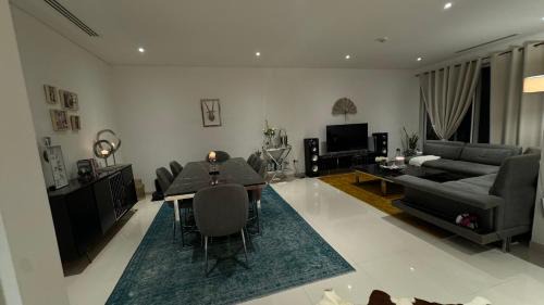 Muscat Apartment | Marina Almoj