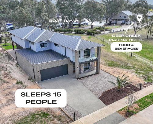 Moama House | Marina Palms - Your Luxury Escape