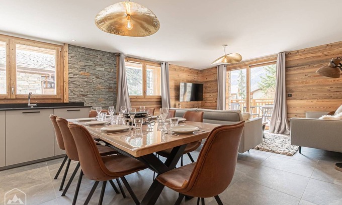 Bonneval-sur-Arc Apartment | Marmotton 101 - Apartment next to the slopes with Nordic bath
