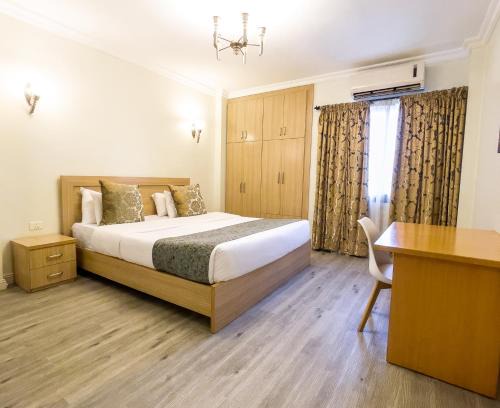 Ofin Hotel | Maroko Bayshore Suites
