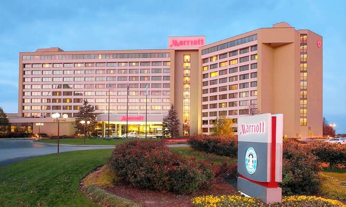 Overland Park Hotel | Marriott Kansas City Overland Park
