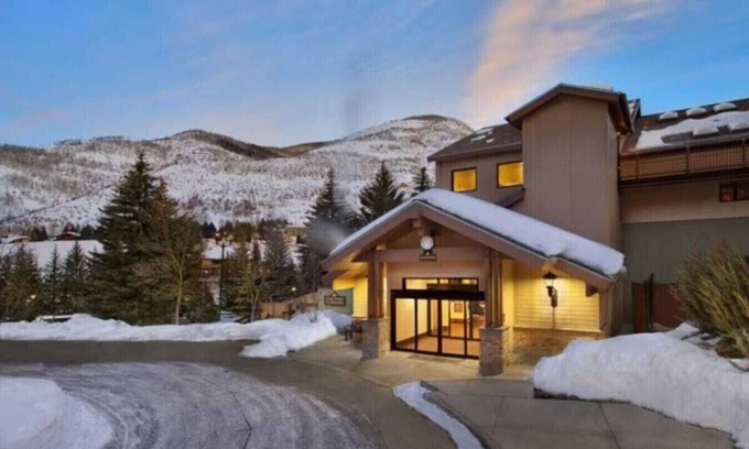 Vail Villa | Marriott's StreamSide Birch Luxury 2B/2B villa. Lacrosse Tournweek 6/17-21