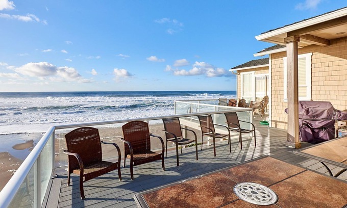 Gleneden Beach House | Marvelous Oceanfront, Spectacular Views, 9 beds, 8.5 baths