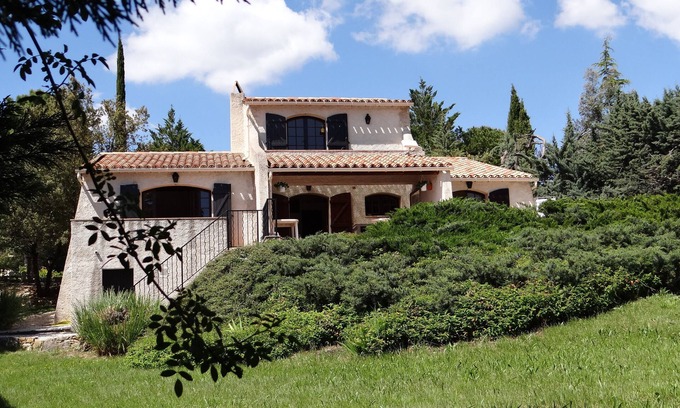 Tourtour House | Mas provençal in private and secure estate, large shaded terrace