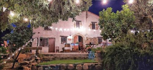 Llinars del Valles House | Masia Can Felip B&B