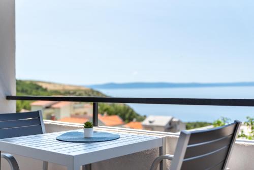 Krvavica Apartment | Maslina Apartments