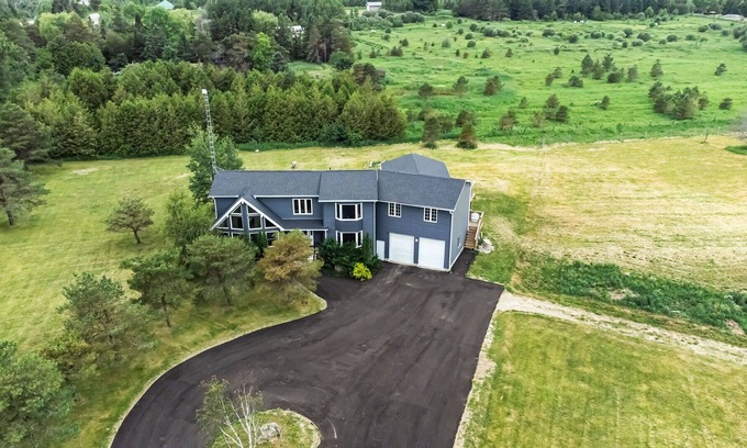 Amaranth Other | Massive farmhouse with 10 acres land in Orangeville area.