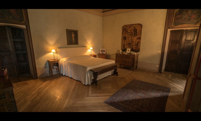 Madonna dell'Olmo Apartment | Master Bedroom in Luxury Villa - King's Room